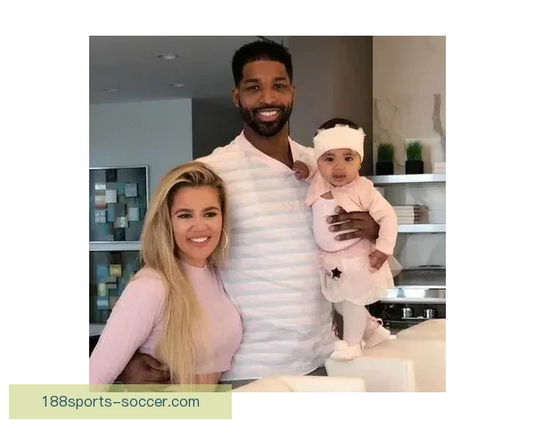 TT亲自回应卡戴珊魔咒质疑坦言不后悔与科勒恋情并与三位孩子母亲保持友好关系